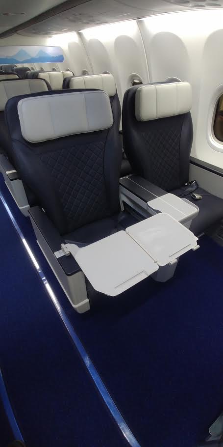 westjet max 8 business 05 1