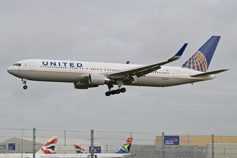 united 767 300er 1