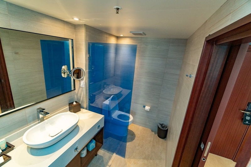 sonesta maho bathroom 1