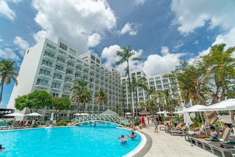 sonesta maho pool 1