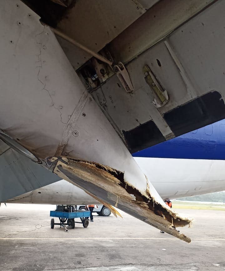 trigana air 737 wingdamage 01 1