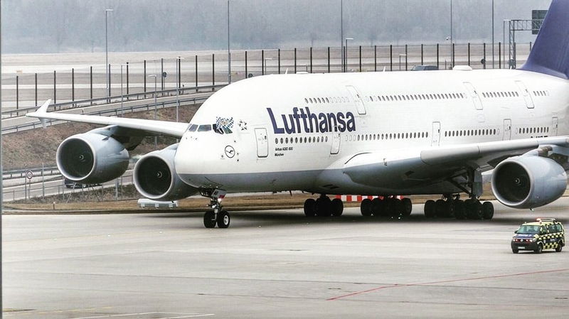 lufthansa a380 1
