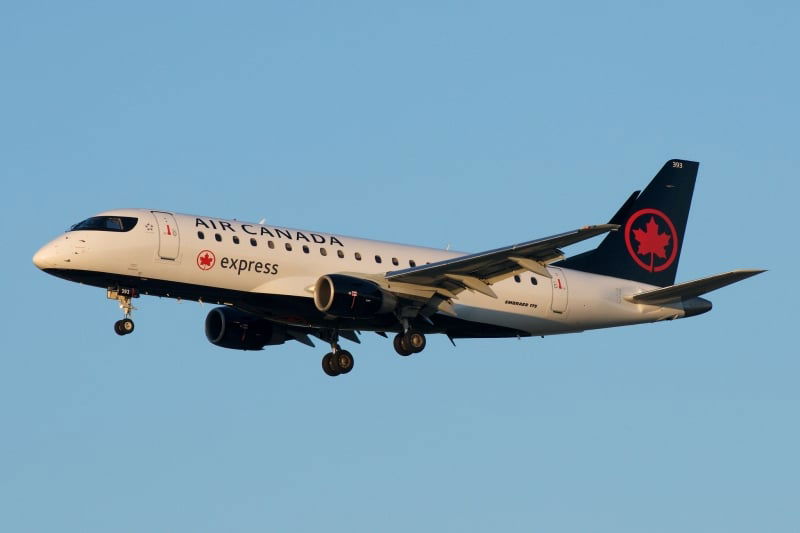 Sky Regional Airlines e175