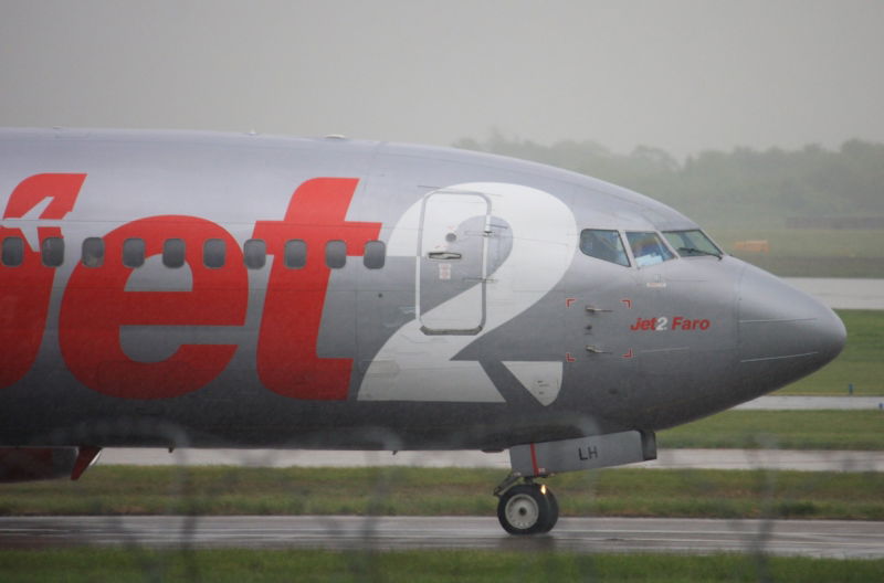 jet2 737