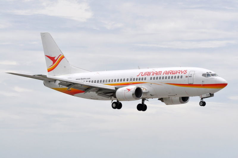 surinam 737 300