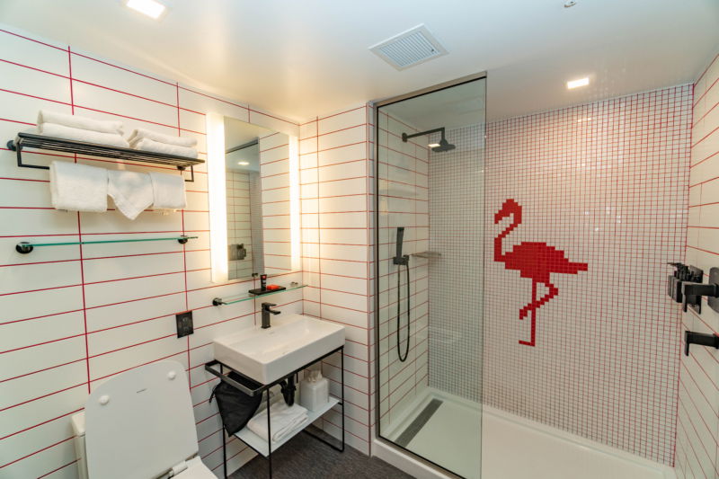 Radisson RED Miami Airport