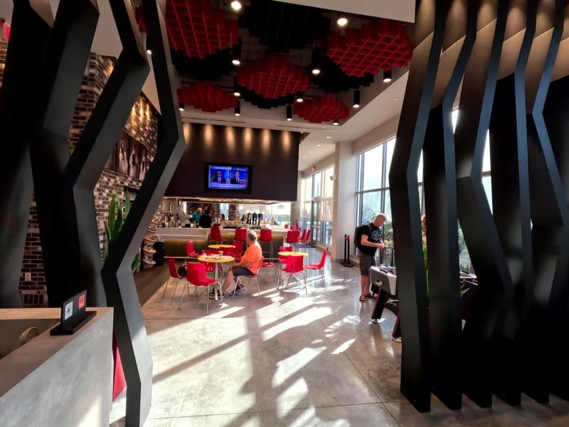 Radisson RED Miami Airport