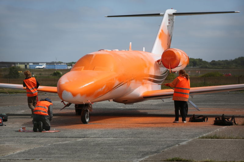 last generation cessna spray paint 01