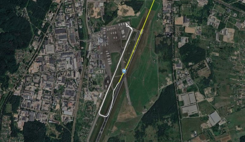 Avion Express Airbus A320 LY NVL fr24