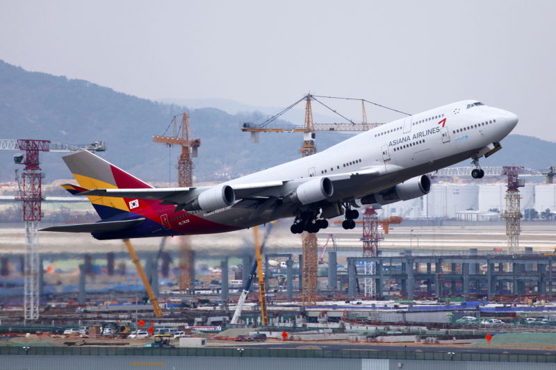 asiana airlines HL7428 747 400 1