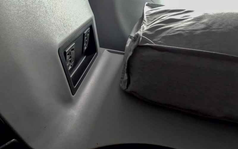 jetblue airbus a321 mint jfk sfo review 14
