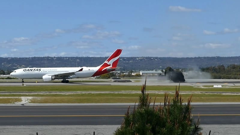 perth runway damage qantas