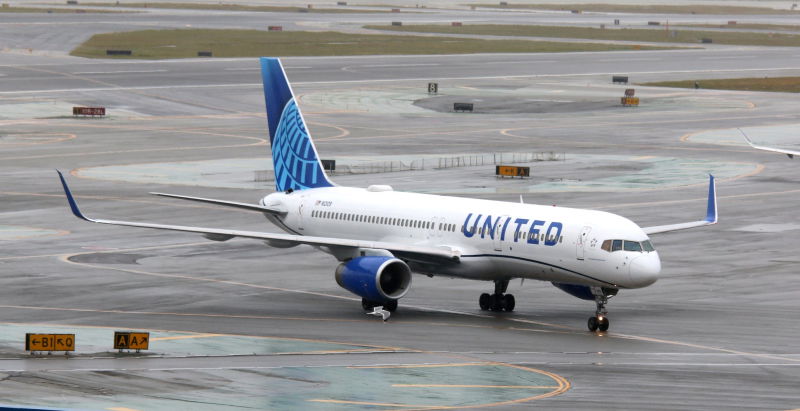 united airlines boeing 757
