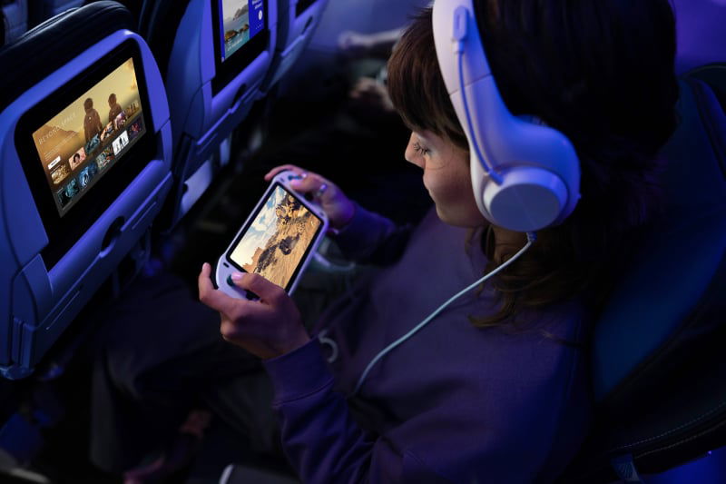 united airlines starlink wifi