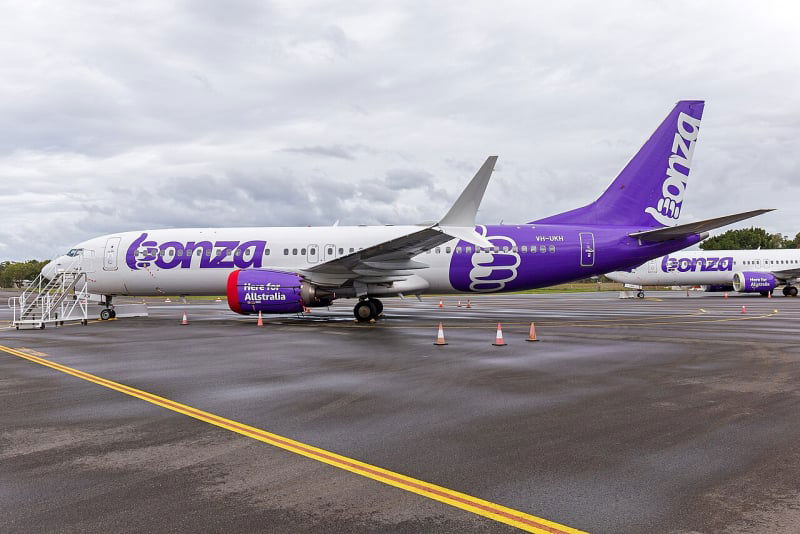 bonza boeing 737 max 8