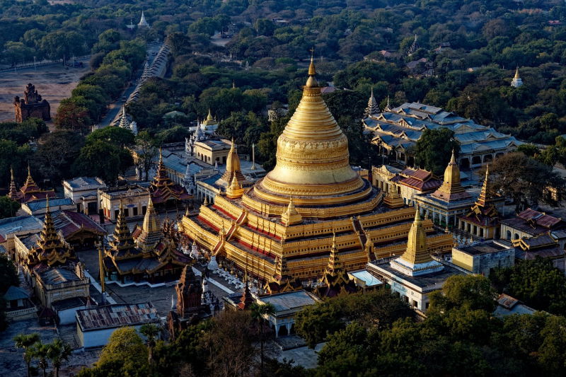 shwezigon pagoda